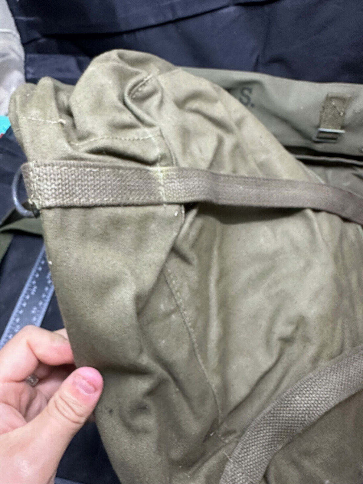 Original US Army M-1945 Field Pack Cargo Bag - WW2 Korea Vietnam - NEW OLD STOCK - The Militaria Shop