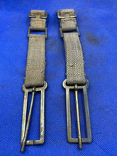 Charger l'image dans la galerie, Original WW2 British Army 37 Pattern Brace Adaptors Pair - 1943 Dated - The Militaria Shop