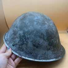 Load image into Gallery viewer, Original WW2 Onwards (1945-1952) British Army Mk4 Turtle Helmet - The Militaria Shop