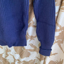 Lade das Bild in den Galerie-Viewer, Genuine British RAF Royal Navy Blue Wool V-Neck Pullover Jersey - 94cm Chest - The Militaria Shop