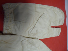 Load image into Gallery viewer, Original WW2 British Army Gunners Winter White Gloves - 1943 - The Militaria Shop
