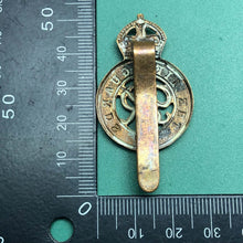 Load image into Gallery viewer, Original WW1 British Army Life Guards Cap Badge George V - The Militaria Shop