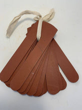 Charger l'image dans la galerie, RARE WW2 British Army Economy Issue Button Cleaning Stick - The Militaria Shop