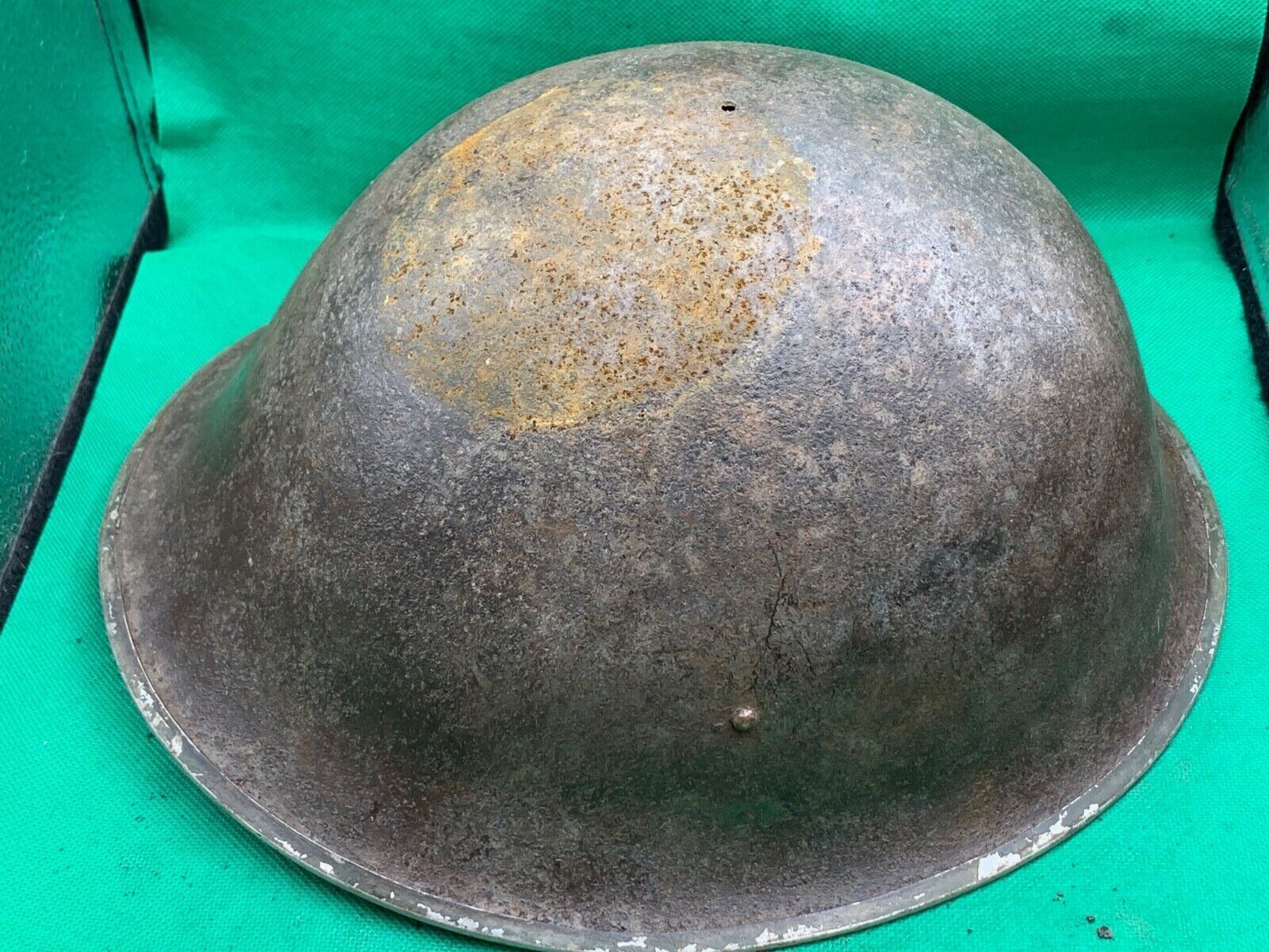 Genuine WW2 Canadian & British Army Helmet - Turtle Mk3 Helmet - The Militaria Shop