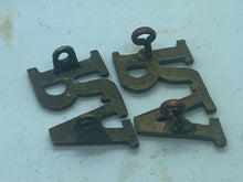 Load image into Gallery viewer, Original WW1 British Army Pair of Royal Artillery Shoulder Titles - RA - The Militaria Shop
