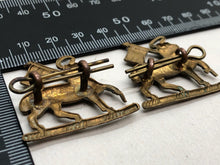 Load image into Gallery viewer, Original WW2 British Army Collar Badges Pair - Queen's Royal Regiment - The Militaria Shop