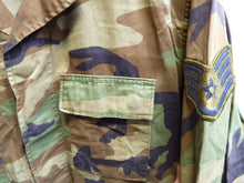 Charger l'image dans la galerie, Genuine US Army Camouflaged BDU Battledress Uniform - 37 to 41 Inch Chest - The Militaria Shop