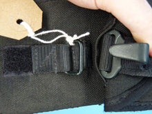 Charger l'image dans la galerie, Black Canvass US Tactical Universal Holster Hip Belt Mounted Holster - The Militaria Shop