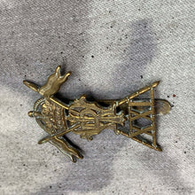Load image into Gallery viewer, Original WW1 British Army 21st Lancers Cap Badge - The Militaria Shop