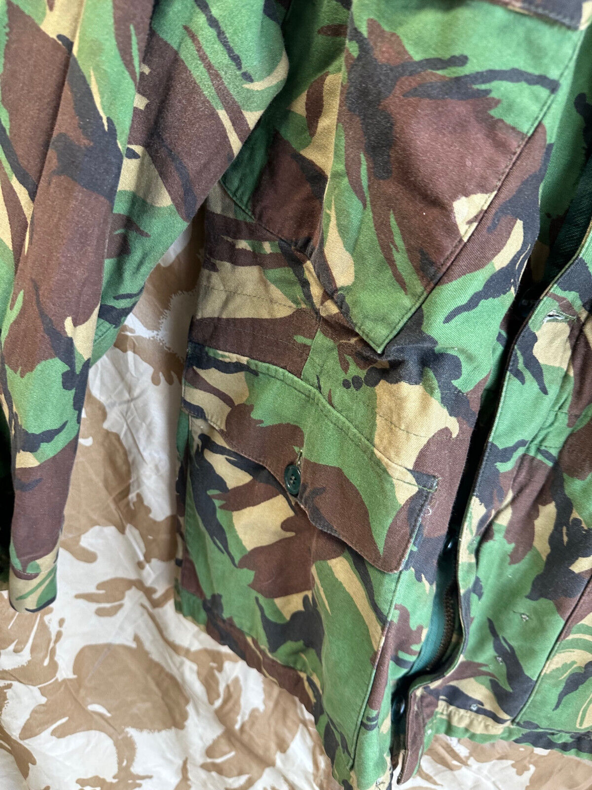 Genuine British Army 1968 Pattern DPM Combat Smock - Size 2 - 38" Chest - The Militaria Shop