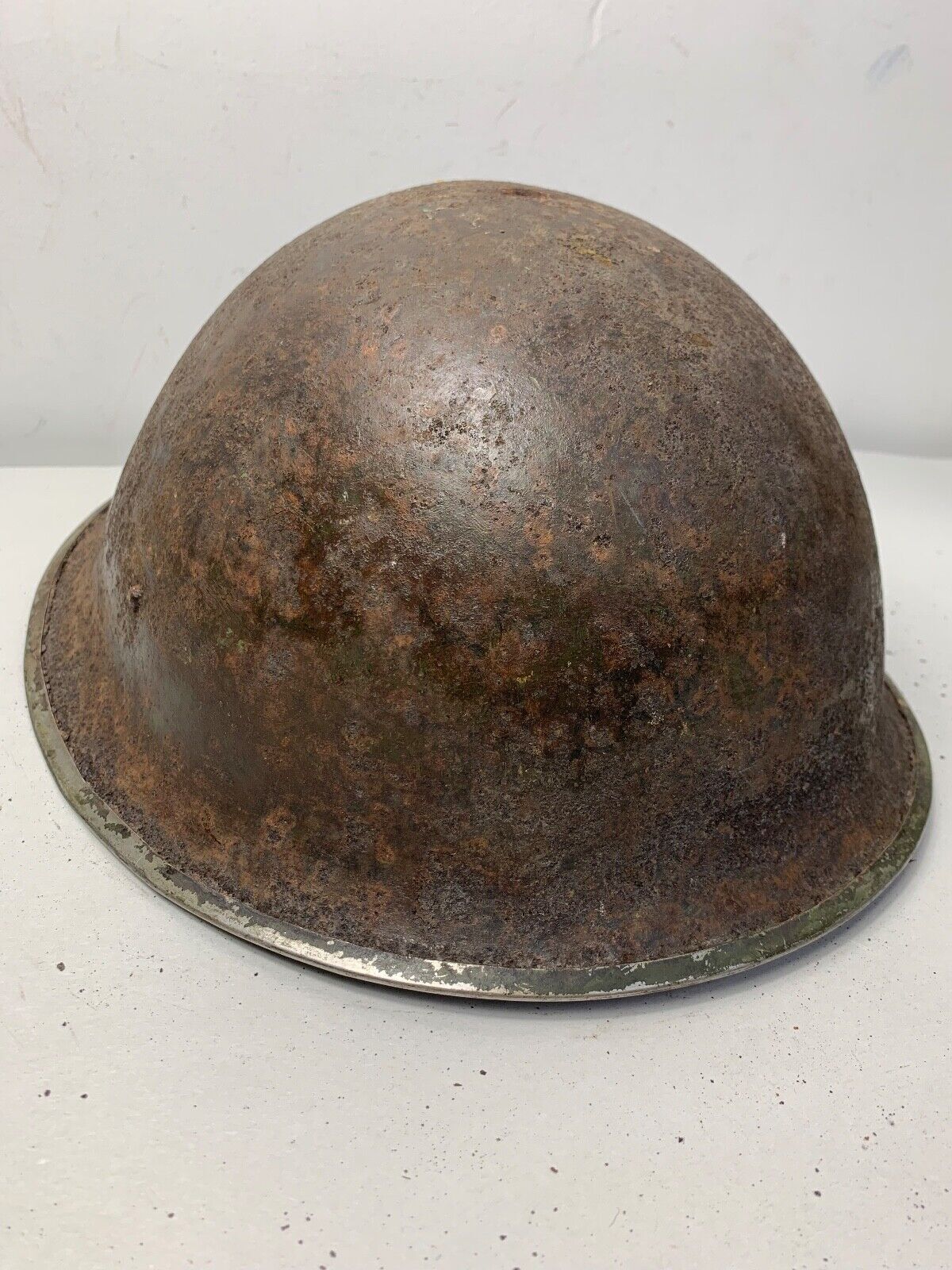 Mk3 Canadian / British Army Original WW2 Turtle Helmet High Rivet - The Militaria Shop