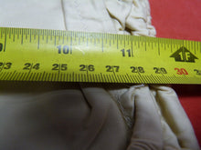 Charger l'image dans la galerie, Original WW2 British Army Gunners Winter White Gloves - Dated 1941 - The Militaria Shop