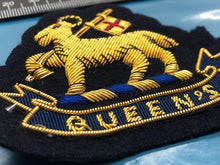 Lade das Bild in den Galerie-Viewer, British Army Bullion Embroidered Blazer Badge - Queen's West Surrey Royal R - The Militaria Shop