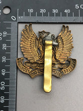 Load image into Gallery viewer, Original WW1 British Army Cap Badge - Ayrshire Yeomanry Earl of Carrick's O - The Militaria Shop