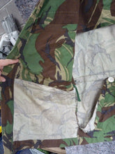 Charger l'image dans la galerie, British Army Jungle DMP Jacket - 40" Chest - The Militaria Shop