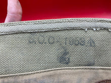 Charger l'image dans la galerie, Original British Army Soldiers Gaiter Spat 37 Pattern Webbing (Single) - The Militaria Shop