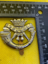 Load image into Gallery viewer, WW1 British Army Duke of Cornwall's Light Infantry White Metal Cap Badge. - The Militaria Shop