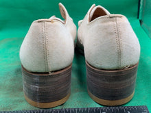 Charger l'image dans la galerie, Original WW2 British Army Women's White Summer Shoes - ATS WAAF - Size 235s - The Militaria Shop