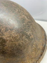 Charger l'image dans la galerie, Geunine British / Canadian Army Mk3 WW2 Combat Helmet - Uncleaned Original - The Militaria Shop