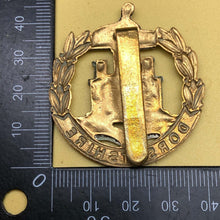 Load image into Gallery viewer, Original WW2 British Army Dorsetshire Regiment Cap Badge - The Militaria Shop