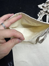 Charger l'image dans la galerie, Original WW2 British Army Mess Tin Cover / Dry Food Bag - New Old Stock - The Militaria Shop