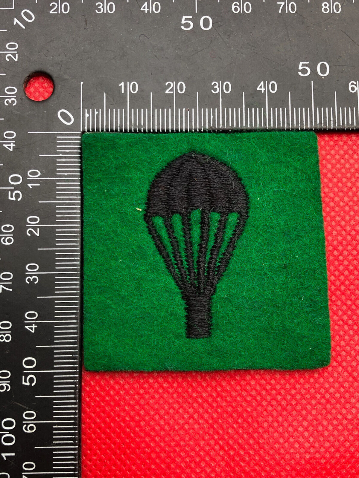 Course Trained Parachute Badge Paratrooper Bulb British Army - Black on Green - The Militaria Shop