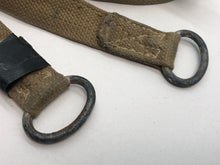 Charger l'image dans la galerie, Original British Army Paratroopers Leg Restraint Strap - WW2 37 Pattern - The Militaria Shop