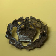 Load image into Gallery viewer, Original WW2 British Army Cap Badge - Warrant Officer - The Militaria Shop