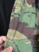 Charger l'image dans la galerie, Original British Army 1968 68 Pattern DPM Combat Jacket Smock - 40" Chest - The Militaria Shop