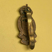 Load image into Gallery viewer, Original WW2 British Army Royal Army Ordnance Corps RAOC Cap Badge - The Militaria Shop