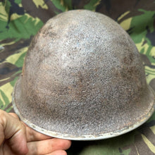 Charger l'image dans la galerie, Original WW2 British / Canadian Army Mk3 Turtle Helmet - The Militaria Shop