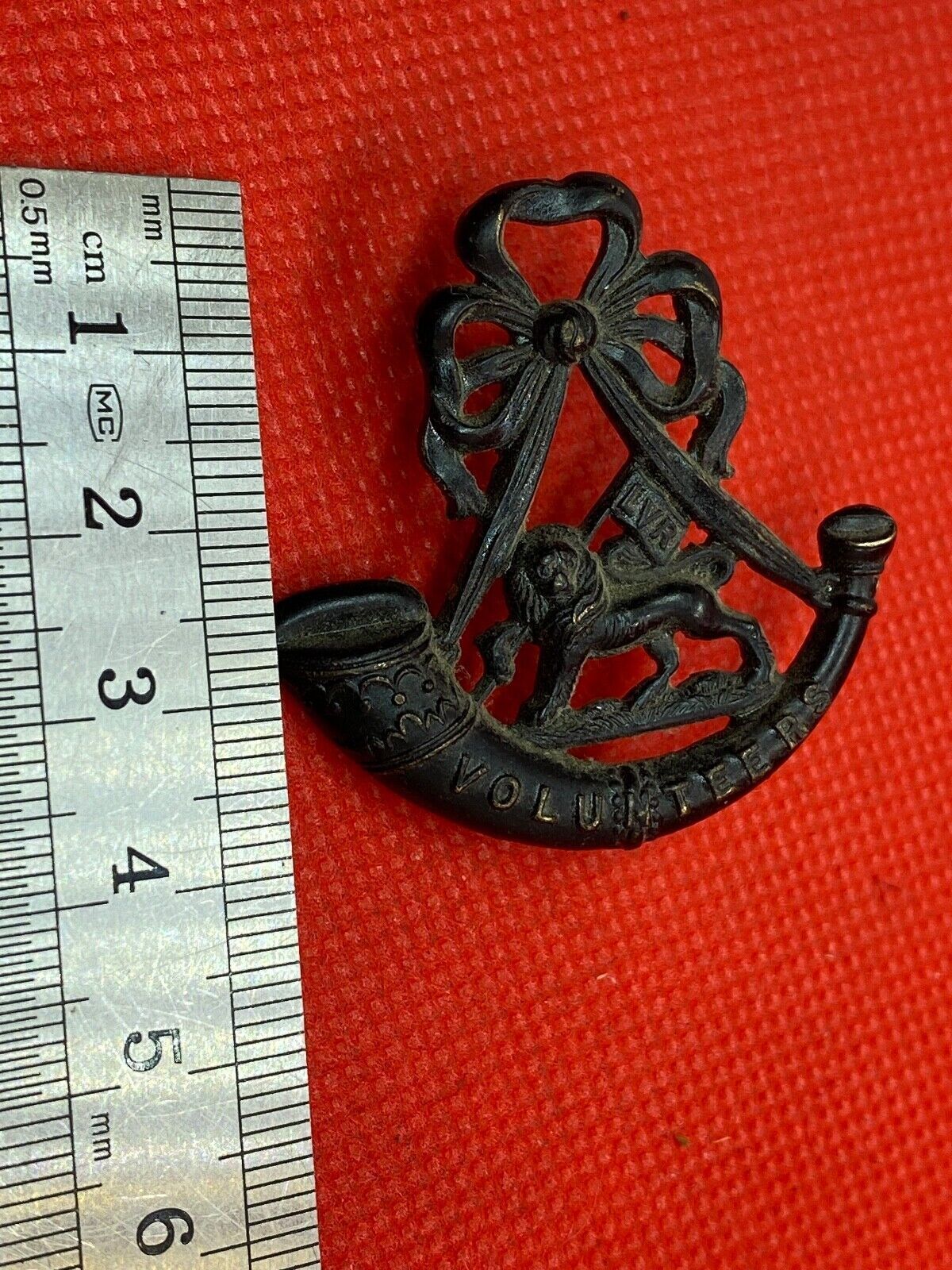 British Army WW1 Volunteer Force "London Volunteer Rifles" Cap Badge - The Militaria Shop