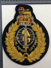 Charger l'image dans la galerie, British Army Bullion Embroidered Blazer Badge - Royal Marine Commando - The Militaria Shop