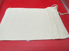 Load image into Gallery viewer, WW2 British Army Mess Tin Protective Cover - Very Clean Condition Original. - The Militaria Shop