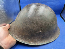 Charger l'image dans la galerie, WW2 British / Canadian Army Mk3 Combat Turtle Helmet - Good Original Helmet - The Militaria Shop