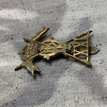 Load image into Gallery viewer, Original WW1 British Army 21st Lancers Cap Badge - The Militaria Shop