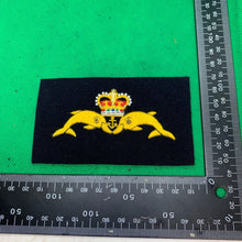Load image into Gallery viewer, British Royal Navy Submariners Embroidered Blazer Badge - The Militaria Shop