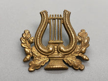 Load image into Gallery viewer, Genuine British Army WW2 Musicians Cap Badge - The Militaria Shop