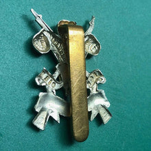 Load image into Gallery viewer, Original WW2 British Army 3rd Carabiniers Regiment Cap Badge - The Militaria Shop