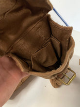 Load image into Gallery viewer, WW2 Onwards 37 Pattern Italian Webbing - BM59 - Sten - Bren - British Reenacting - The Militaria Shop