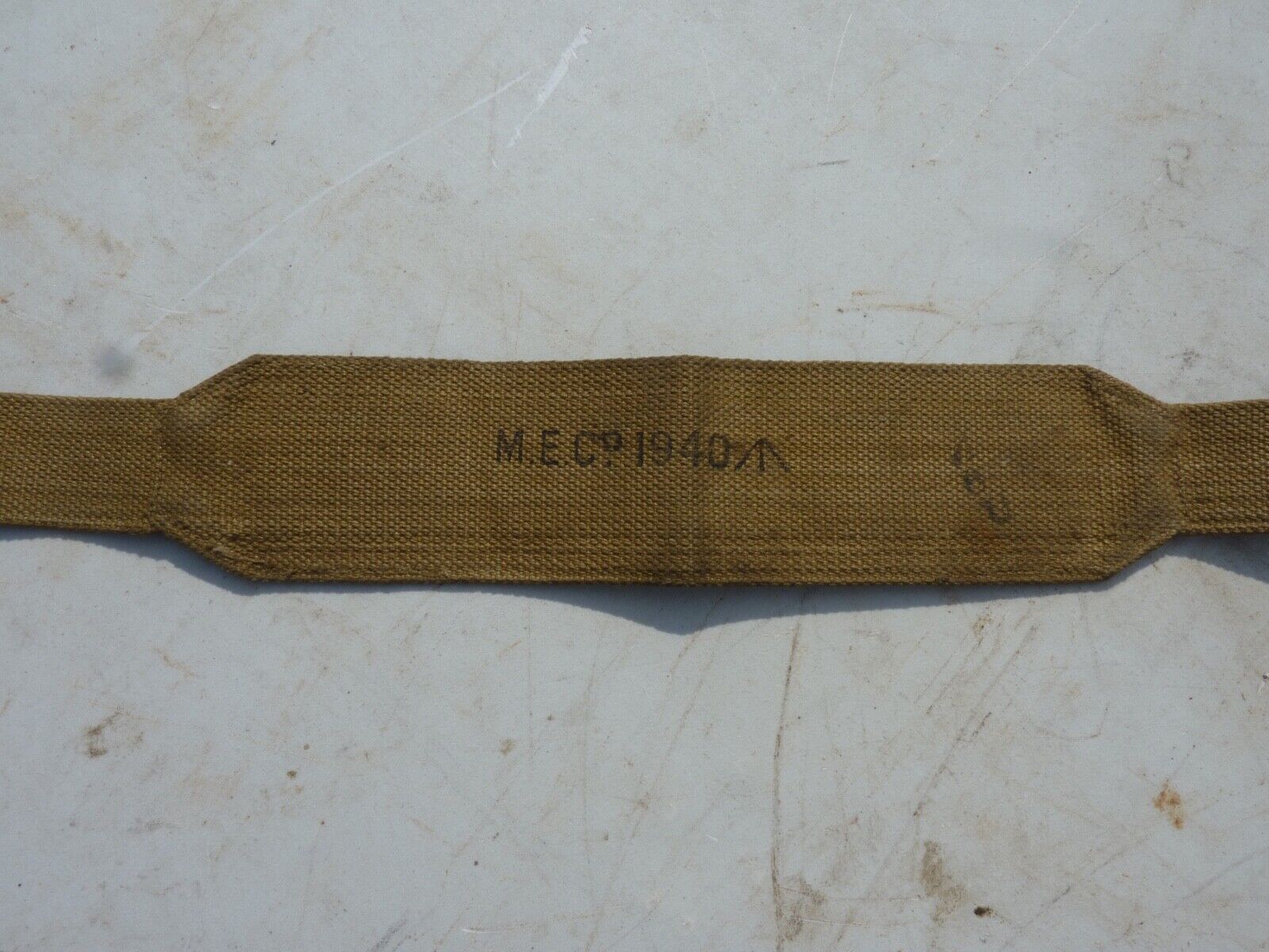 Original WW2 British Army 37 Pattern Yoke Utility Shoulder Strap - M.E.Co 1940 - The Militaria Shop