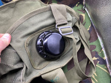 Charger l'image dans la galerie, British Army 44 Pattern Water Carrying Bottle & Shoulder Strap for Medics/Gr - The Militaria Shop