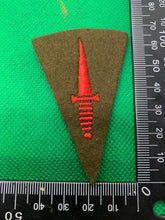 Load image into Gallery viewer, British Army Commando Qualification Cloth Badge - The Militaria Shop