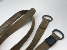 Charger l'image dans la galerie, Original British Army Paratroopers Leg Restraint Strap - WW2 37 Pattern - The Militaria Shop