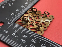 Charger l'image dans la galerie, Original WW2 British Army RAPC Royal Army Pay Corps Shoulder Titles Badges Pair - The Militaria Shop