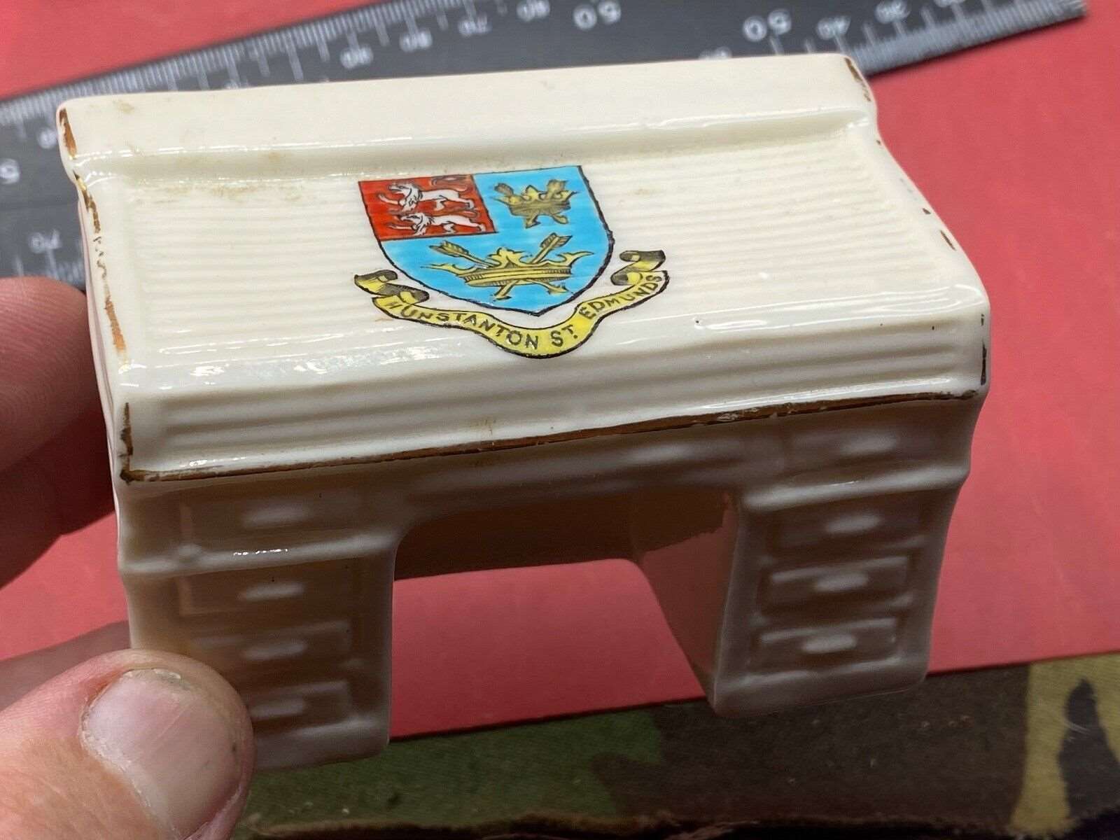 1930's British Commemorative Small Pottery DESK for Hunstanton St. Edmunds - The Militaria Shop