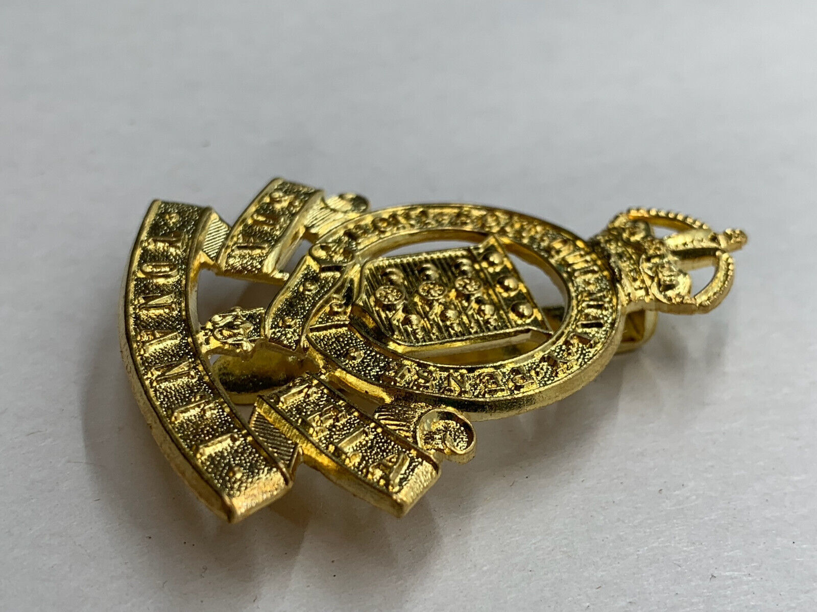British Army Royal Army Ordnance Corps Cap Badge - The Militaria Shop