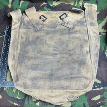 Charger l'image dans la galerie, British Army / RAF 37 Pattern Large Pack - WW2 Pattern -Used Condition Original - The Militaria Shop