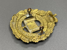 Charger l'image dans la galerie, Original Victorian British Army Pagri Badge to The Suffolk Regiment - The Militaria Shop