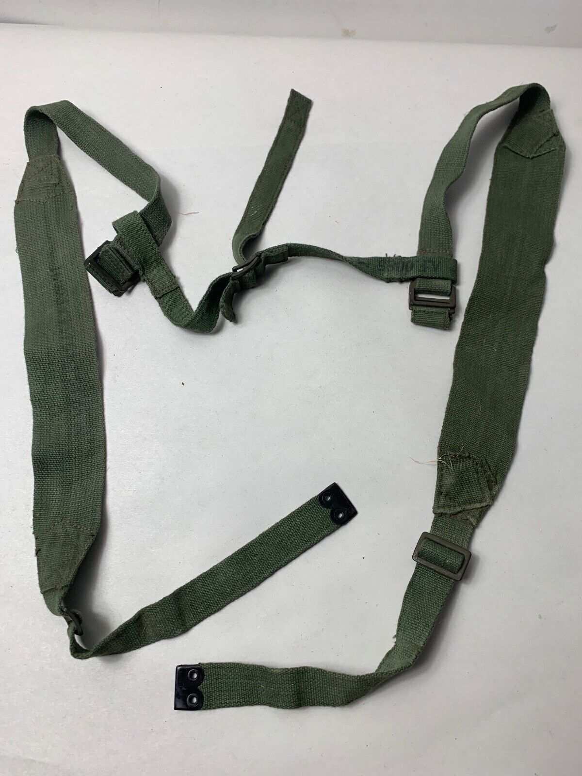 Original WW2 British Army 44 Pattern Shoulder Cross Straps Set - 1945 Dated - The Militaria Shop